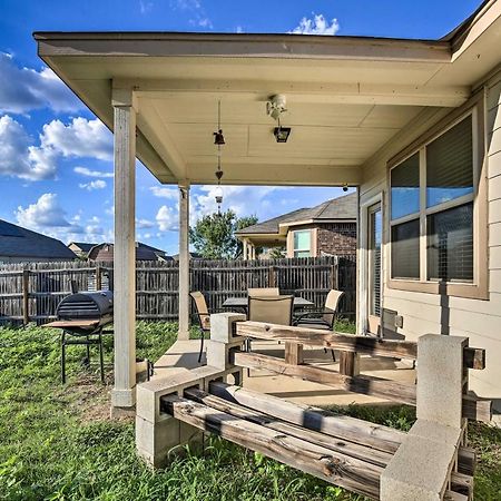 San Antonio Home With Yard About 8 Mi To Lackland! Luaran gambar