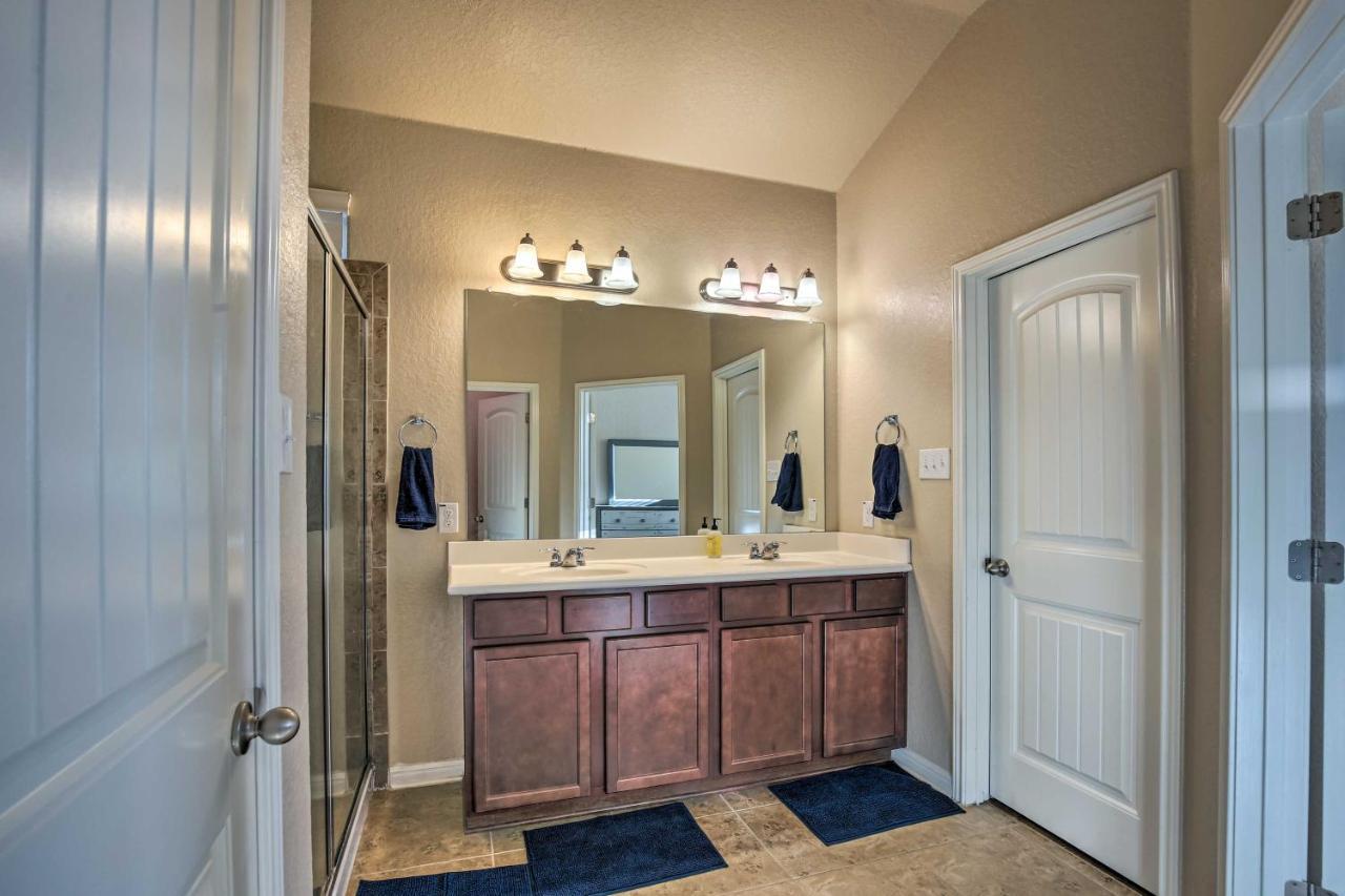 San Antonio Home With Yard About 8 Mi To Lackland! Luaran gambar