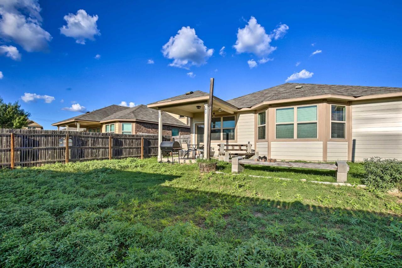 San Antonio Home With Yard About 8 Mi To Lackland! Luaran gambar